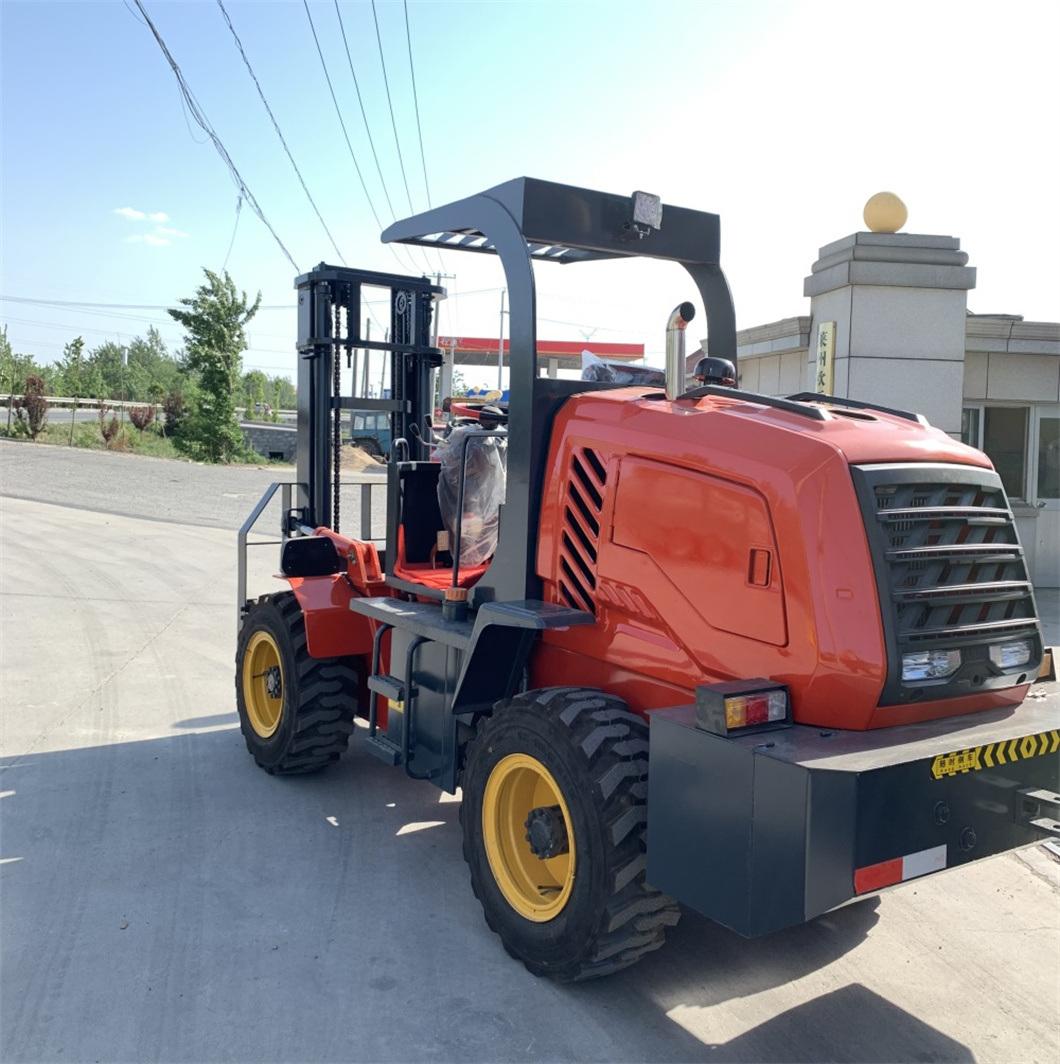 2 Tons, 3 Tons, 3.5 Tons, 4 Tons, 5 Tons, Four-Wheel Drive off-Road Forklift, Lift, Forklift, Small Wheeled Forklift, Construction Machinery Fork