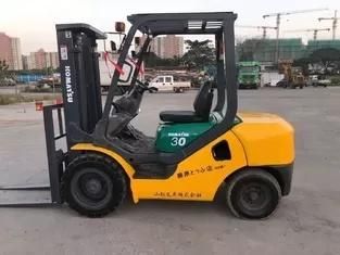 Japan Komatsu Original Engine Lifting Height 4.5m Original Japan Used Komatsu 30 Forklift 3t Komatsu Fd30t-16 Fd30-14 Used Forklift Fd30-17 Second Hand Forklift