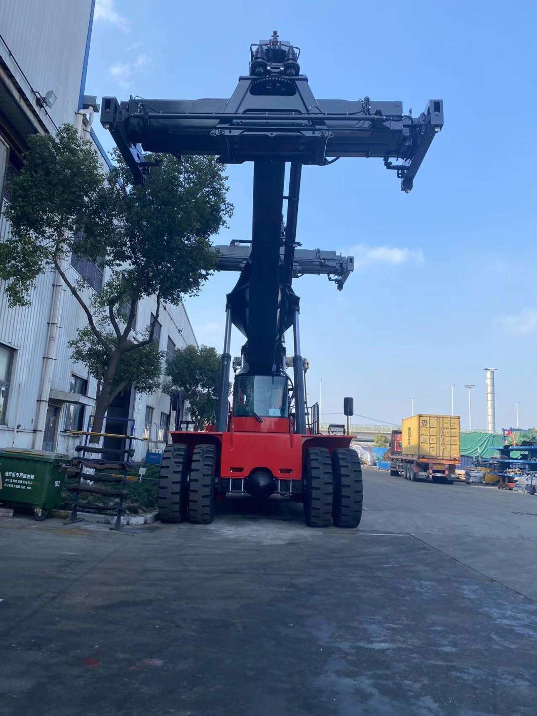 China Powerful 45ton Zhr45 Container Reach Stacker in Port