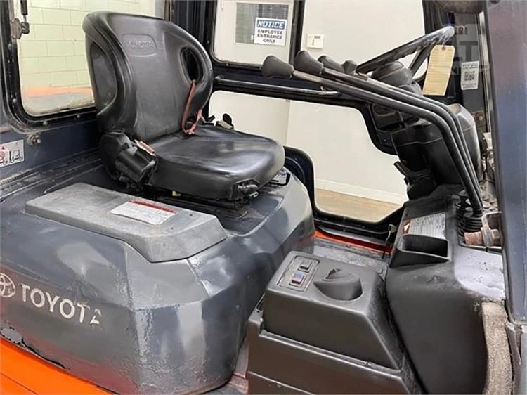 Second Hand Diesel Forklift Toyota 7f40 Good Performance Japanese Isuzu Engine Diesel Used Forklift on Sale