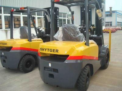 3500kgs Double S Column Gasoline Forklift (FG35T)