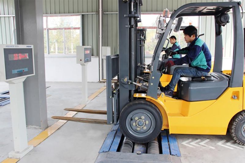 Internal Combustion Balance 4ton Diesel Forklift with Japanese Engine