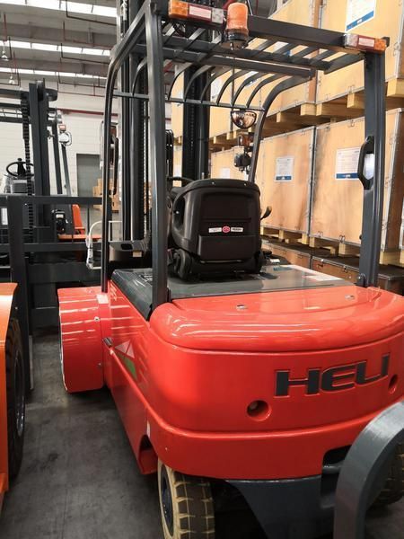 Cpcd30 3ton Forklift with 4.5m Height 2 Stage Mast