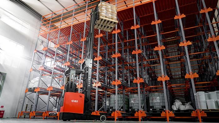 China Maufacturers New EPS 1600kg 1.6 Ton Heavy Duty Stacker Counterbalance/Electric High Reach Forklift Truck for Material Handling/Warehouse/Sales