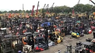 Second Hand Tcm Fd100z Diesel Forklift 10t Tcm Fd100z Used Forklift 15t Fd150 Heavy Duty Diesel Forklift with Sideshift Device Japan Isuzu Engine