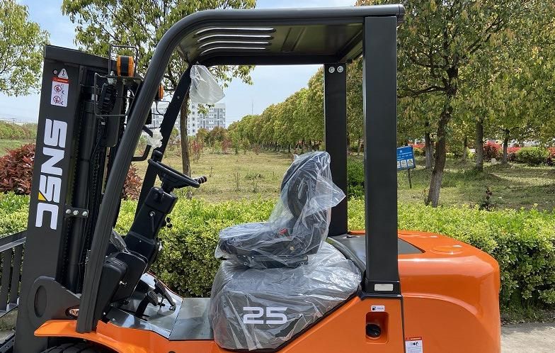 Fd25h Good Quality Tractor Forklift 2500kg