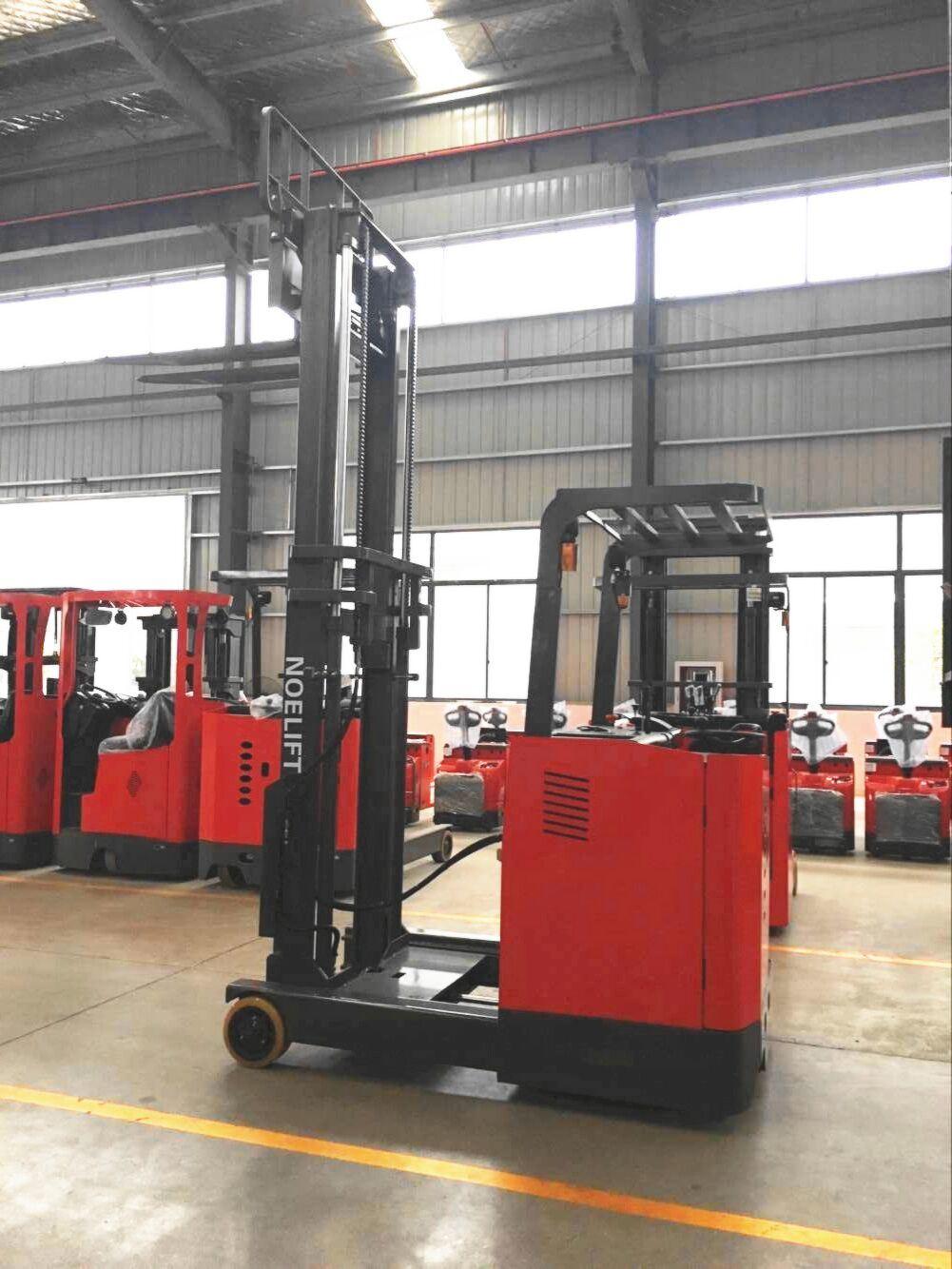 2000kg Electric Reach Truck Stand Stacker