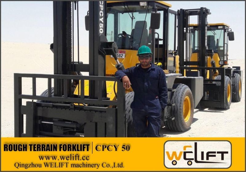 5t CE Certified 4WD Rough Terrain Forklift 5m 6m Lifting Height