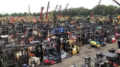 Japan Toyota Handling Machinery Isuzu Engine Gasoline LPG 3t Tcm Fd30 Forklift Truck Standard 3m Gantry Height 2.5t Tcm Fd30t6 Used Diesel Forklift Equipment