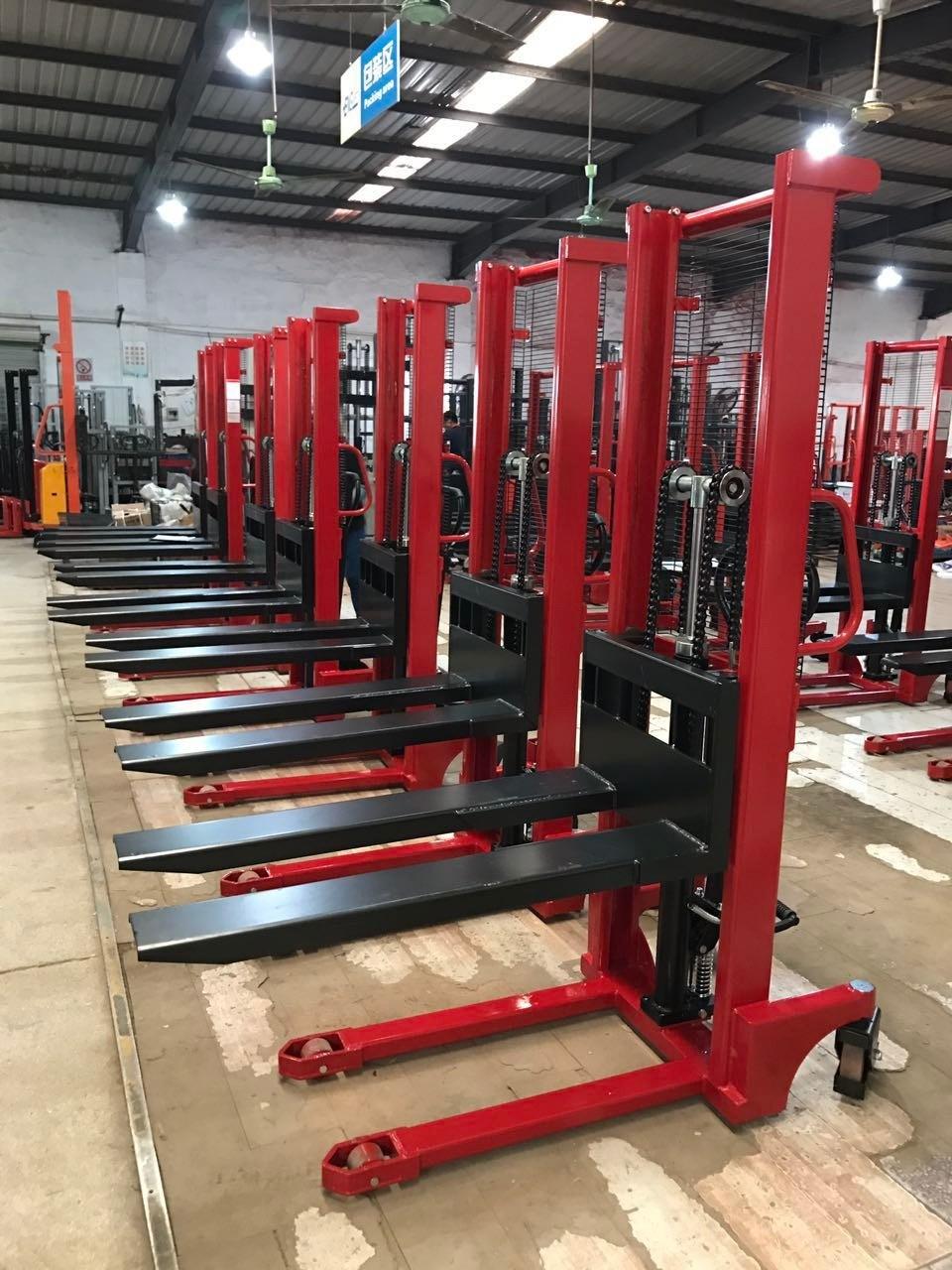2ton Manual Stacker with 1600mm Lifting Height