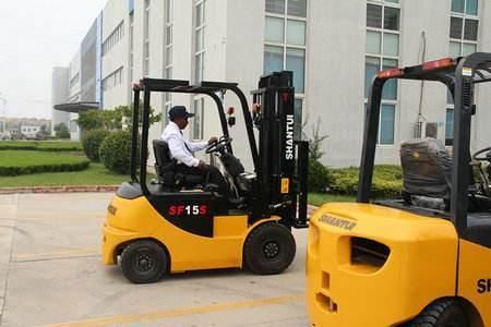 Shantui 5 Ton Mini Diesel Forklift Sf50 with Imported Engine and Side Shift