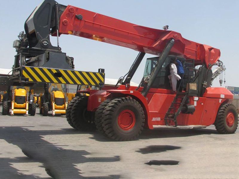 Heli Port Machine 45 Ton Rsh45 Container Reach Stacker