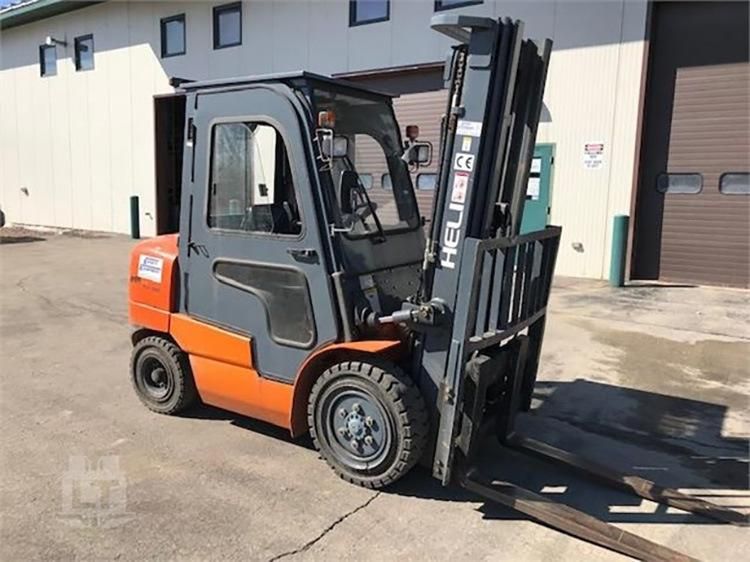 Used Cpcd35 Diesel 3.5 Tons Made in China Heli Forklift with Japan Imported Engine with Cab
