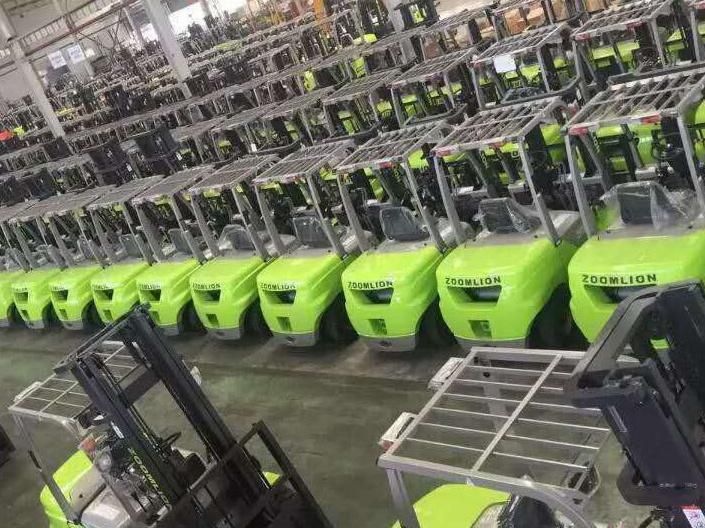 Hot Selling Diesel Forklift Fd50z 5ton Forklift Trucks in Vietnam