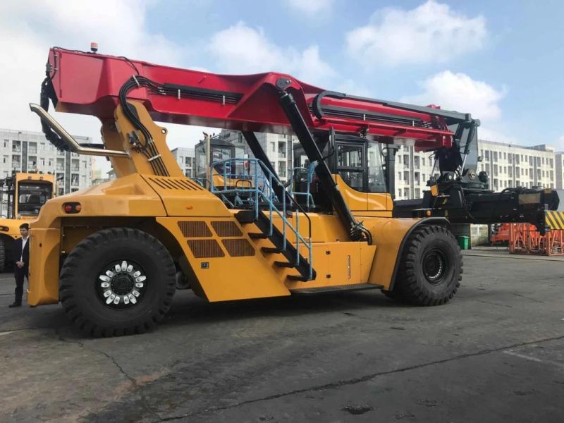 Port Machine 45 Ton Hydraulic Container Reach Stacker Srsc45h for Sale