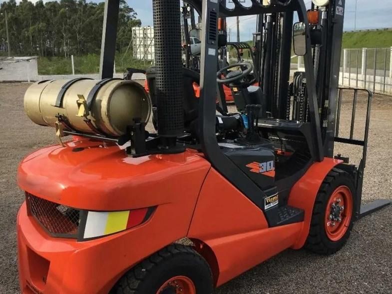 Logistics Equipment Lonking 3t Gas Forklift LG30glt with High Performance