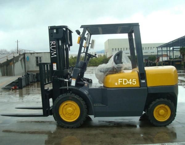 Shanghai Rum Lift 4.5t Big Forklift with Mitsubishi S6s Engine