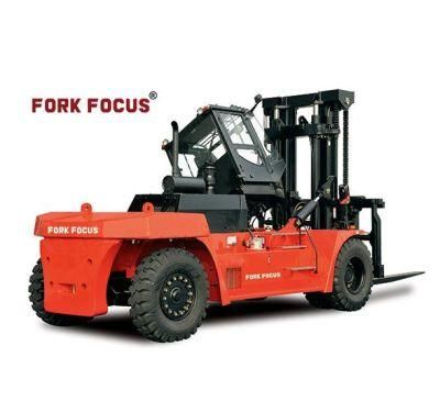 Container Forkfocus Forklift 42.0t with Chaochai Engine and Container Mast Working in Port