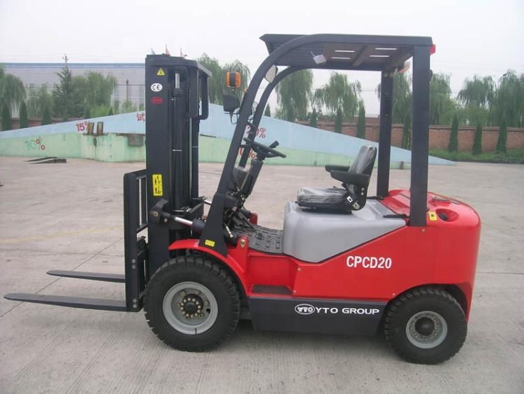 Yto Chinese 2 Tons Mini Diesel Forklift