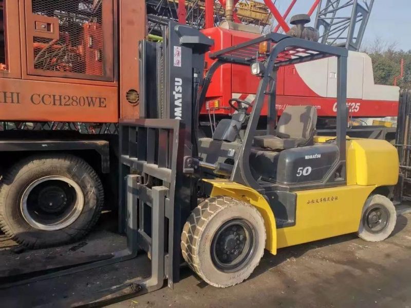 Japanese Original Product 5t Komatsu Fd50-7 Used Side Shift Forklift 3m Gantry Logistics Equipment 4t Fd40-8 Used Komatsu Forklift