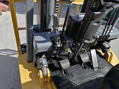 Four Wheels 4 Ton Diesel Forklift with Japanese Engine