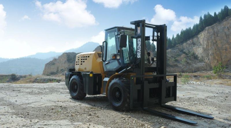 Carretilla Elevadora Rough Terrain 3.5 Ton Forklift with 6m Height