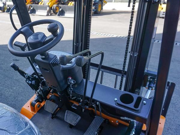 1.5 Ton Smart Mini Diesel Forklift with 2 Stage Mast