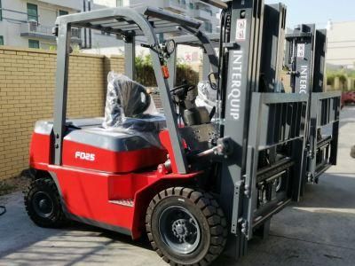 2.5 Ton Optional Attachment Counterbalance Diesel Forklift with Automatic Hydraulic Transmission