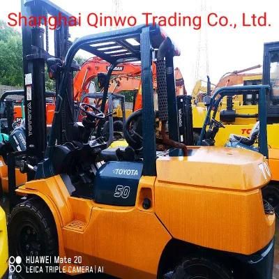 Japan Used Toyota Forklift Truck Working in Warehouse