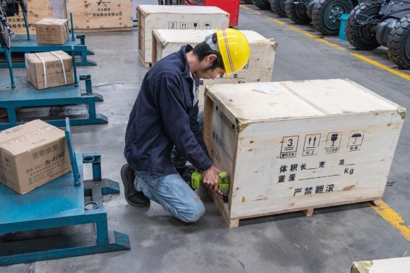 3 Ton Tcm Style LPG Forklift with Japanese Nissan Engine