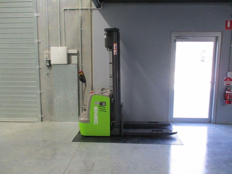 1.5 Ton 2 Ton Forklift Electric Pallet Reach Truck Stacker