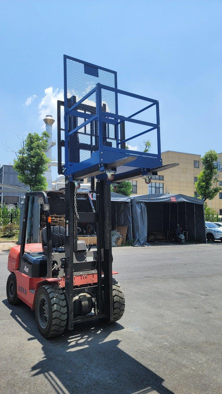 Tractor Forklift Truck Mounted Safety Maintenance Platform with 360kg Working Platform