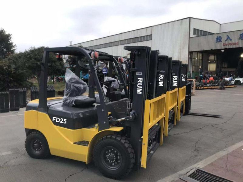 2.5 Ton Diesel Forklift with Japan Yanmar 4tne98 Engine