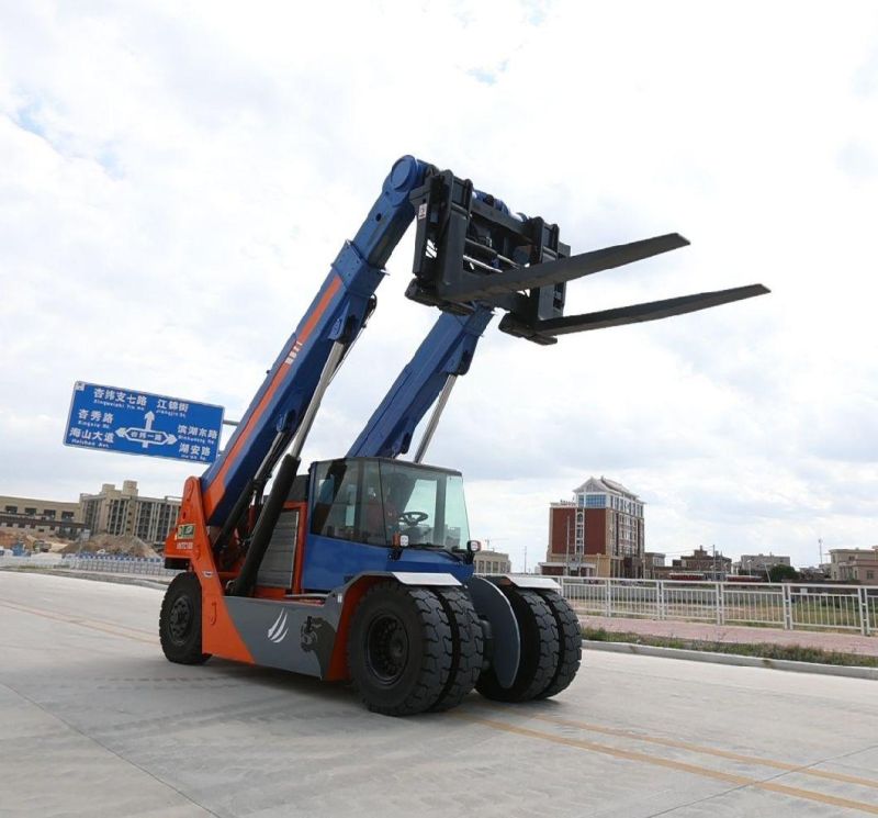 Elescopic Boom Handler Mini 4X4 Terrain Telehandler Forklift for Construction/Agriculture