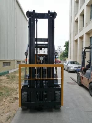 Counter Balanced 4 Wheels 2 Ton Diesel Forklift Truck From Forklift Factory