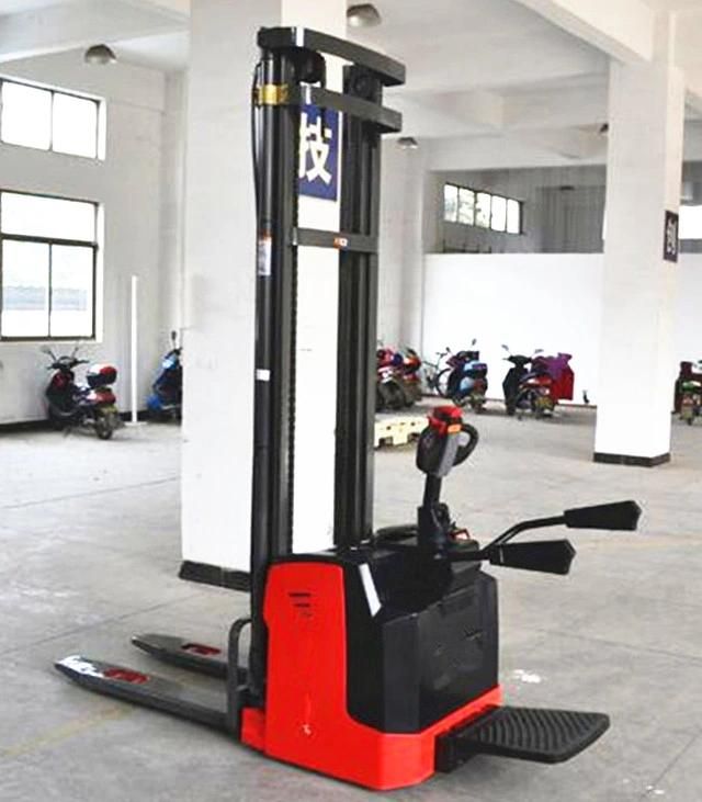 Electric Reach Stacker in Forklift