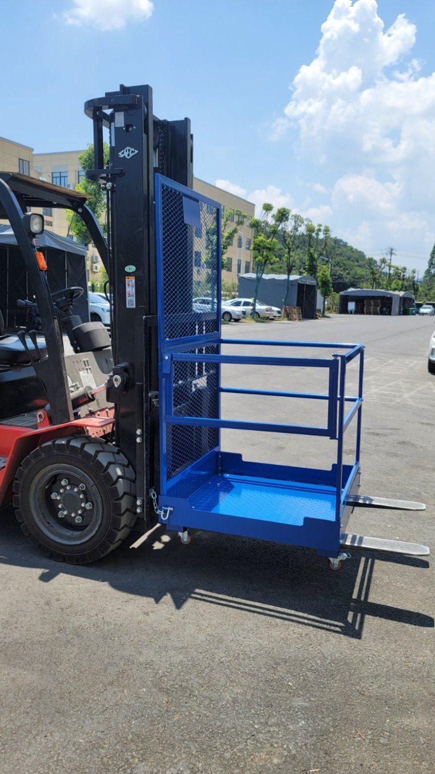 Tractor Forklift Truck Mounted Safety Maintenance Platform with 360kg Working Platform