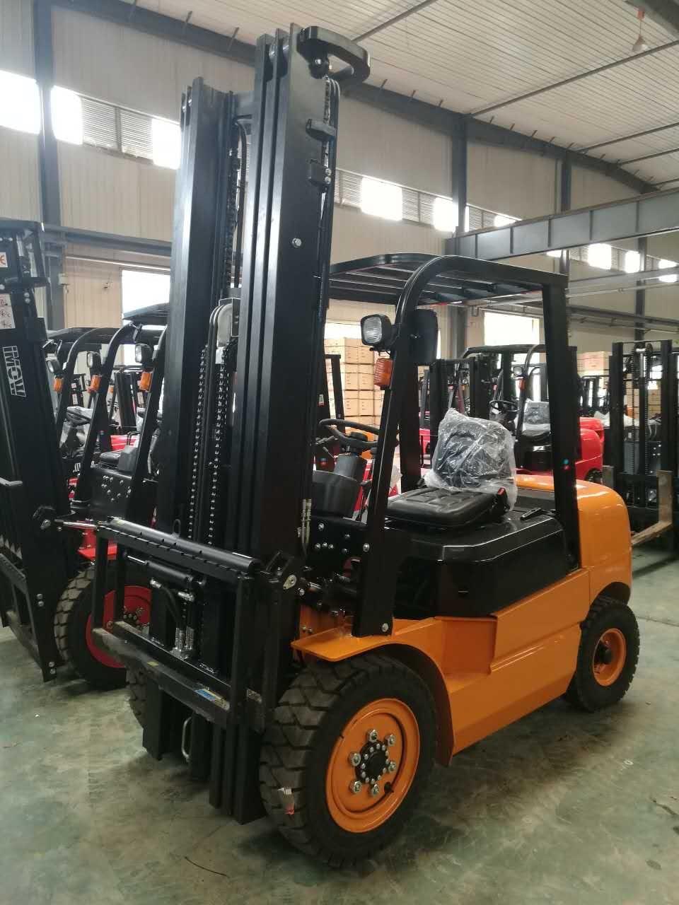 China 2.0 Ton Diesel Type Forklift