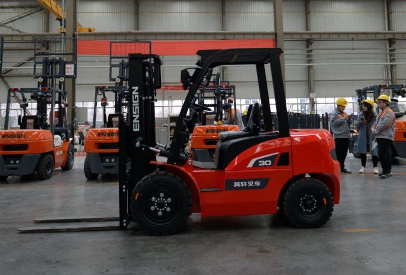 3 Ton Hydraulic Diesel Forklift with High Quality Engine