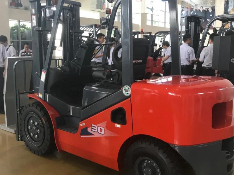 Simple Structure Heli Cpcd30 3 Ton Diesel Engine Forklift with Competitive Price