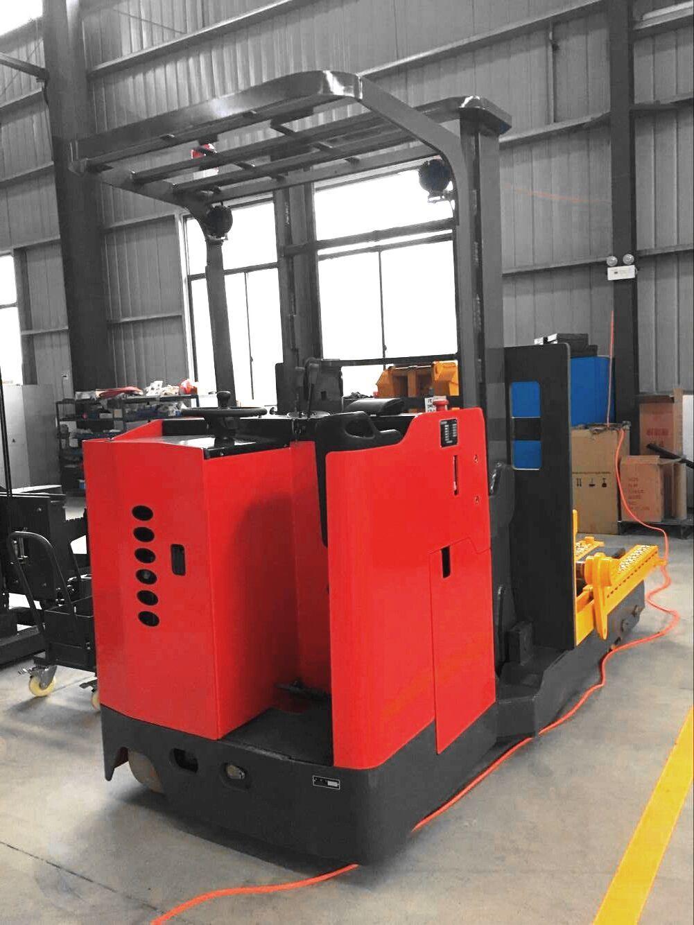 2000kg Electric Reach Truck Stand Stacker