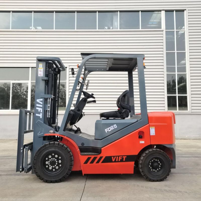 China Portable Diesel Forklift Loading 2500kg with Paper Roll Clamp
