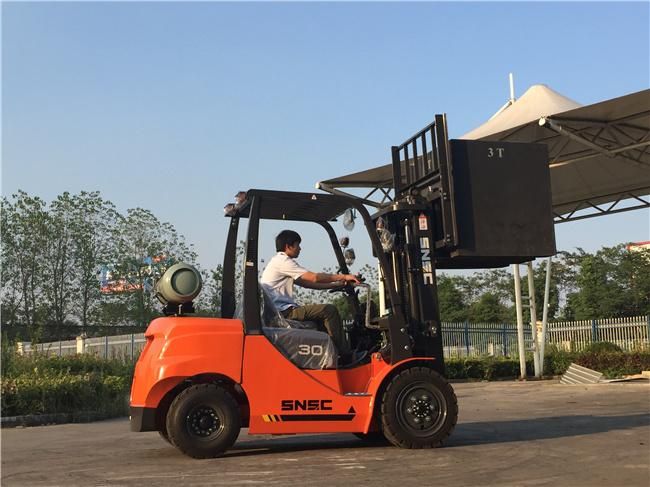 Fork Lift 3 Meters Lifting LPG Forklift