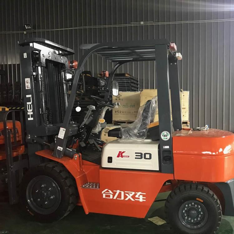 3 Ton Gasoline Cpqd30 Heli Forklift