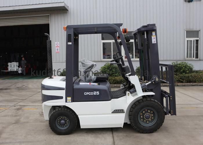 3 Tons Four Wheel Diesel Forklift Truck with Japanese Engine