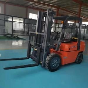 3t Diesel Forklift Fd30 with Japanese and American Engine