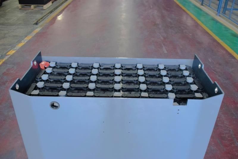4-Wheel Electric Forklift Truck Gp 3, 000kg Curtise Lectric Controller, 80V/500ah, Fork Length 1070mm