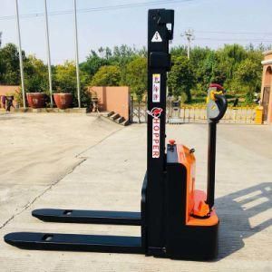Forklift Handling Equipment Electric Reach Stacker (CDD15)