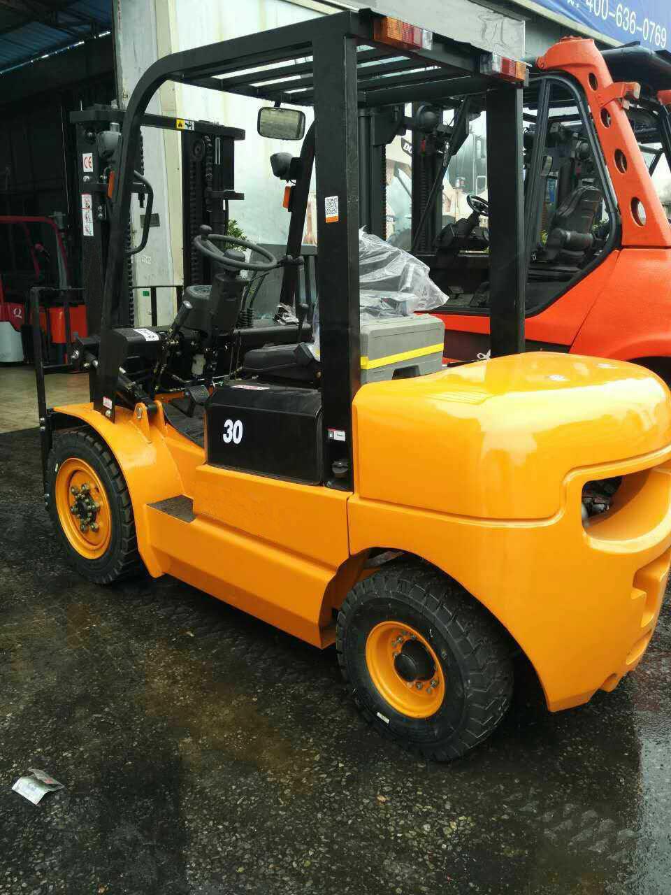 3.0 Ton New Design Diesel Forklift