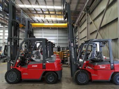 Optional Attachment Four Wheels 2000kg Diesel Forklift Truck with Japanese Isuzu Engine